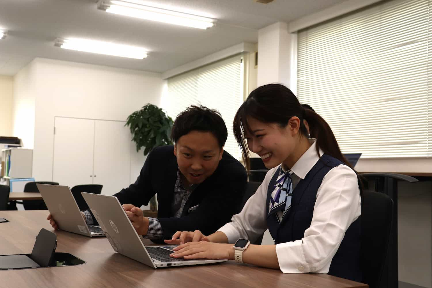 日本被服工業 業務風景