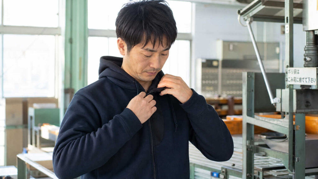 作業着パーカーに関わる主な安全基準と注意点